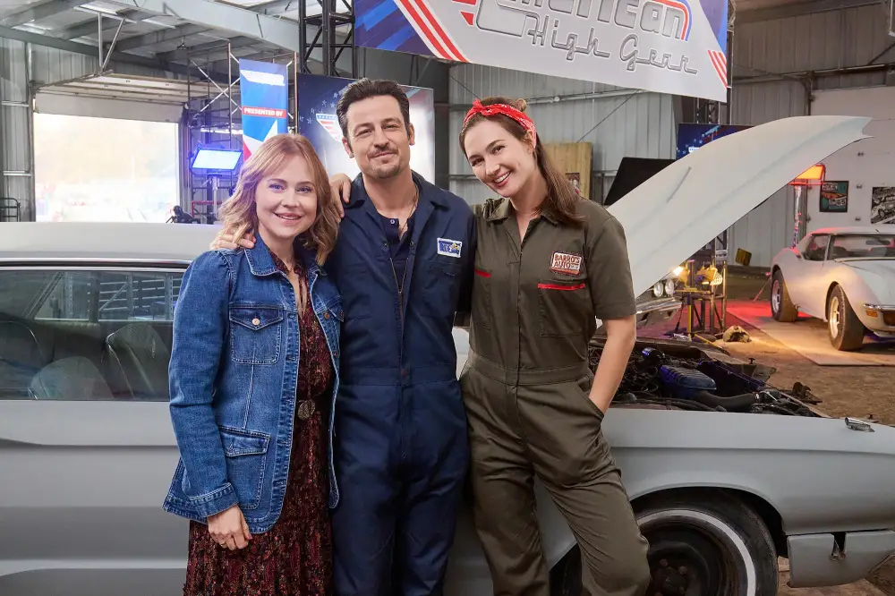 Tyler Hynes Teases His Mom and Nieces Had &lsquo;Notes&rsquo; After Visiting Hallmark&rsquo;s &lsquo;Shifting Gears&rsquo; Set