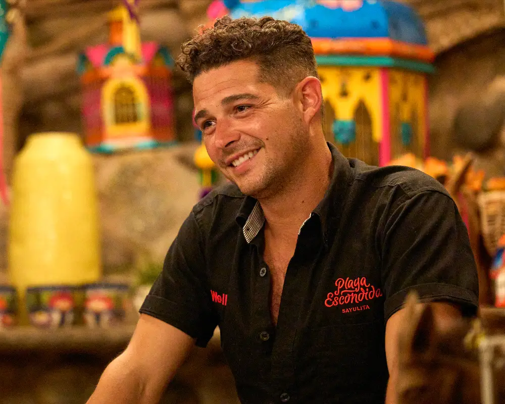 Wells Adams Reveals How Contestants &lsquo;Get Around&rsquo; the 2 Drink Per Hour Rule on &lsquo;Bachelor in Paradise&rsquo;