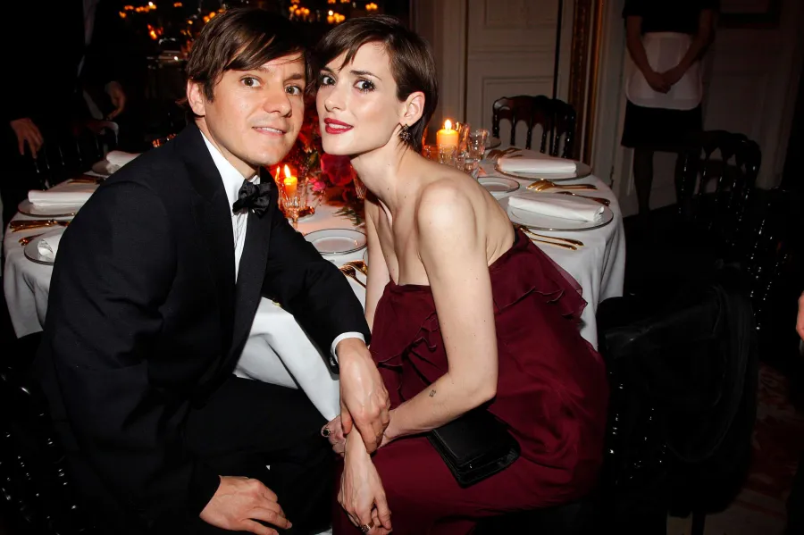 Winona Ryder s Dating History From Johnny Depp and Matt Damon to Scott Mackinlay Hahn 606
