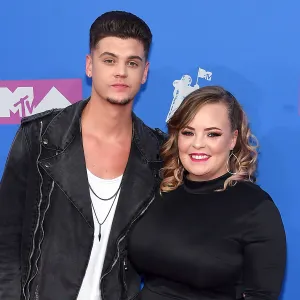 een Mom's Tyler Baltierra Threatens to Divorce Catelynn Lowell