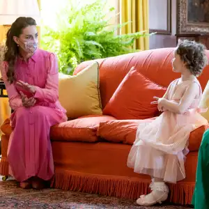 Kate Middleton Receives Support from 8 Year Old Girl Fighting Cancer