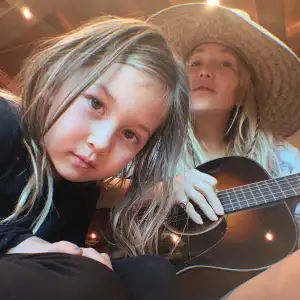 Kate Hudson and Daughter Rani Ring in Spring With Guitar Jam Session