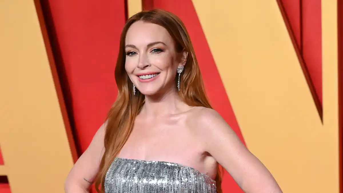 lindsay-lohan-cucumber-eye-gels-amazon