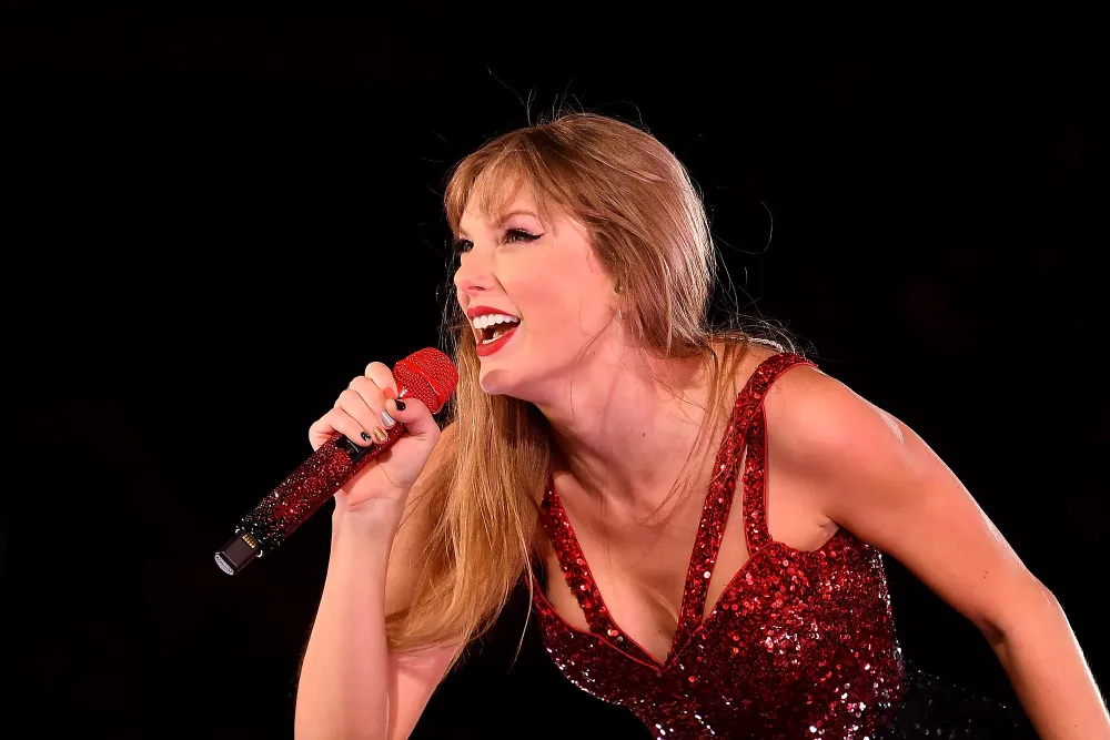 A Complete Guide to Taylor Swift&rsquo;s Literary References Before &lsquo;The Tortured Poets Department&rsquo;