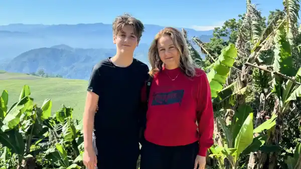 Alicia Silverstone s Son Bear Towers Over Her in Amazing Costa Rica Vacation Photos