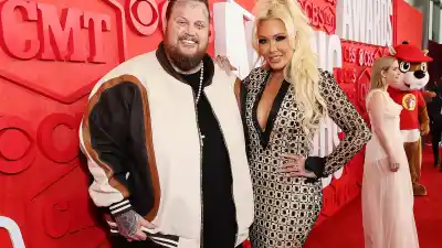 Bunnie XO Says Jelly Roll Left Social Media Because He Was Tired of Being Bullied About Weight