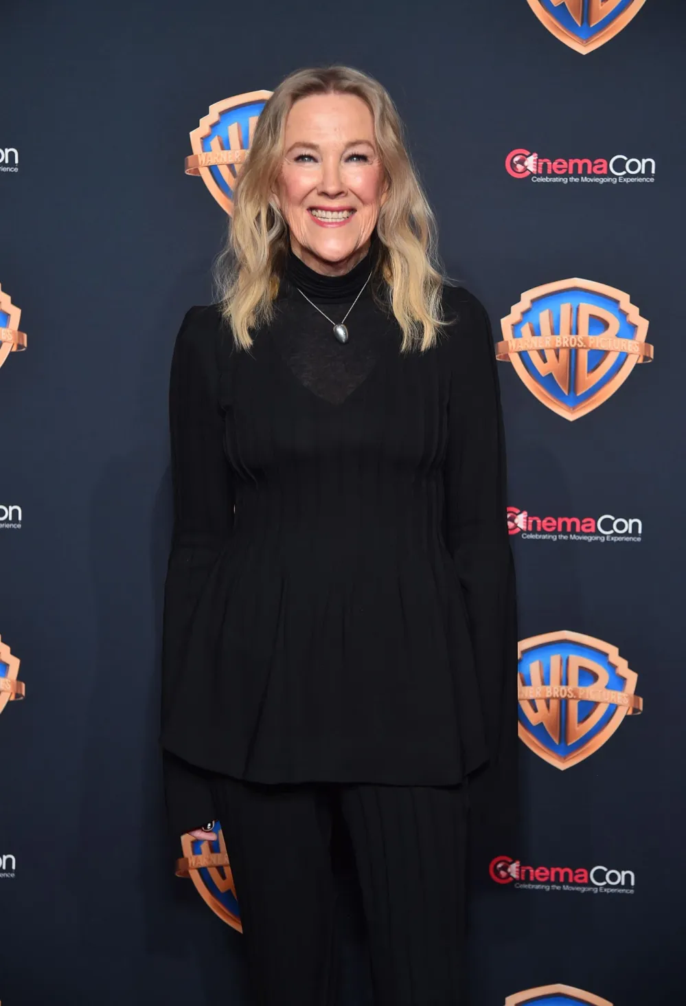 Catherine O Hara Has a Message for Anyone Who Doesn t Like the Beetlejuice Sequel F&mdash;k Them 522