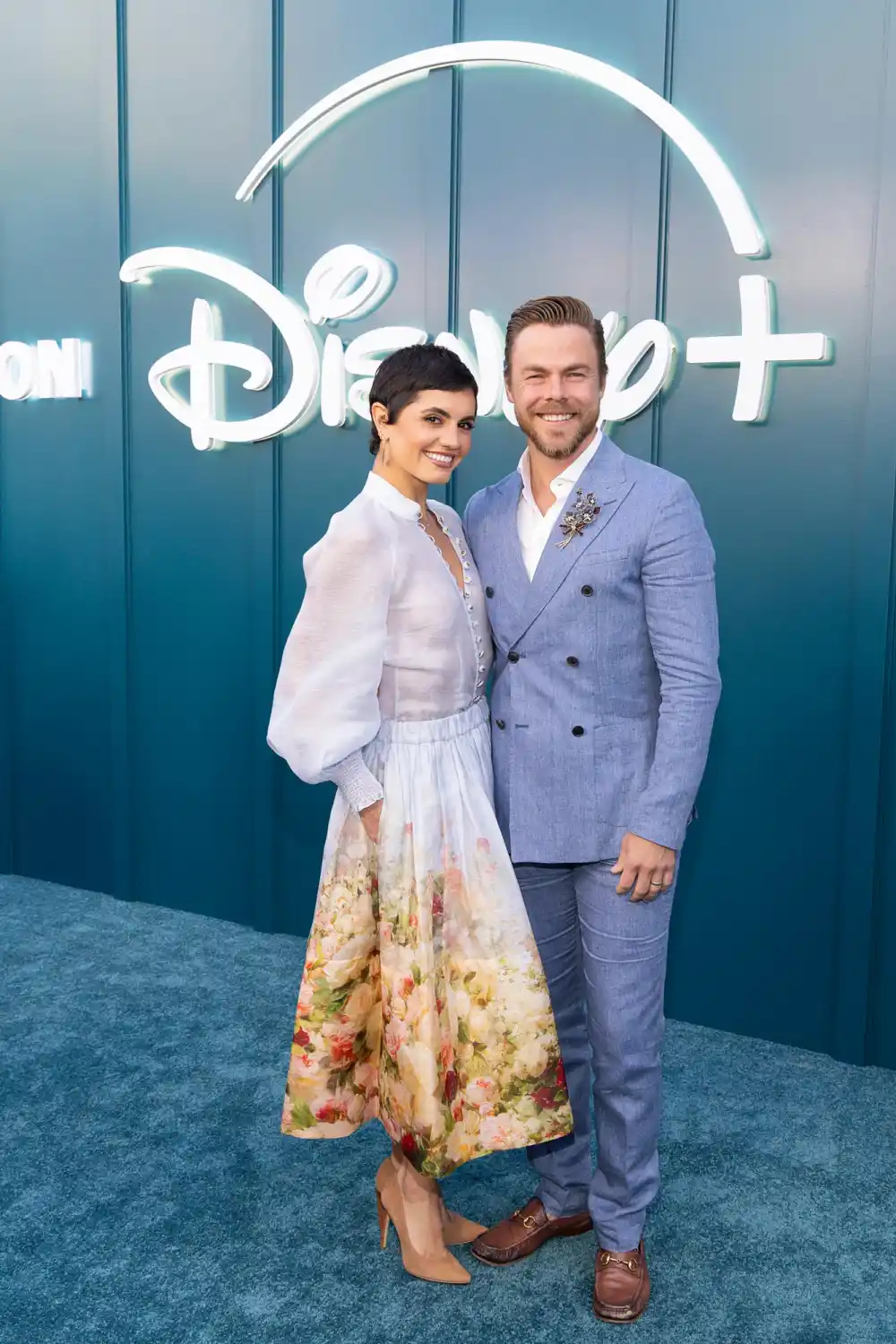 Derek Hough Hayley Erbert Make 1st Red Carpet Appearance Together Since Her Brain Surgery Recovery 344