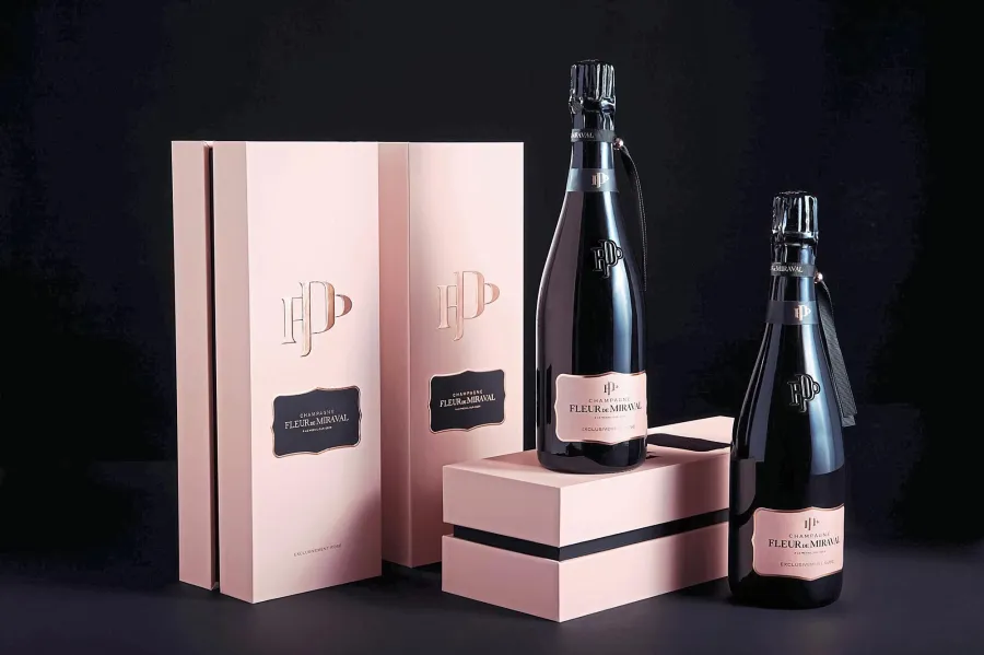 Emma Stone s Poor Things Character Puckered Up With Pat McGrath s MatteTrance Lipstick 186