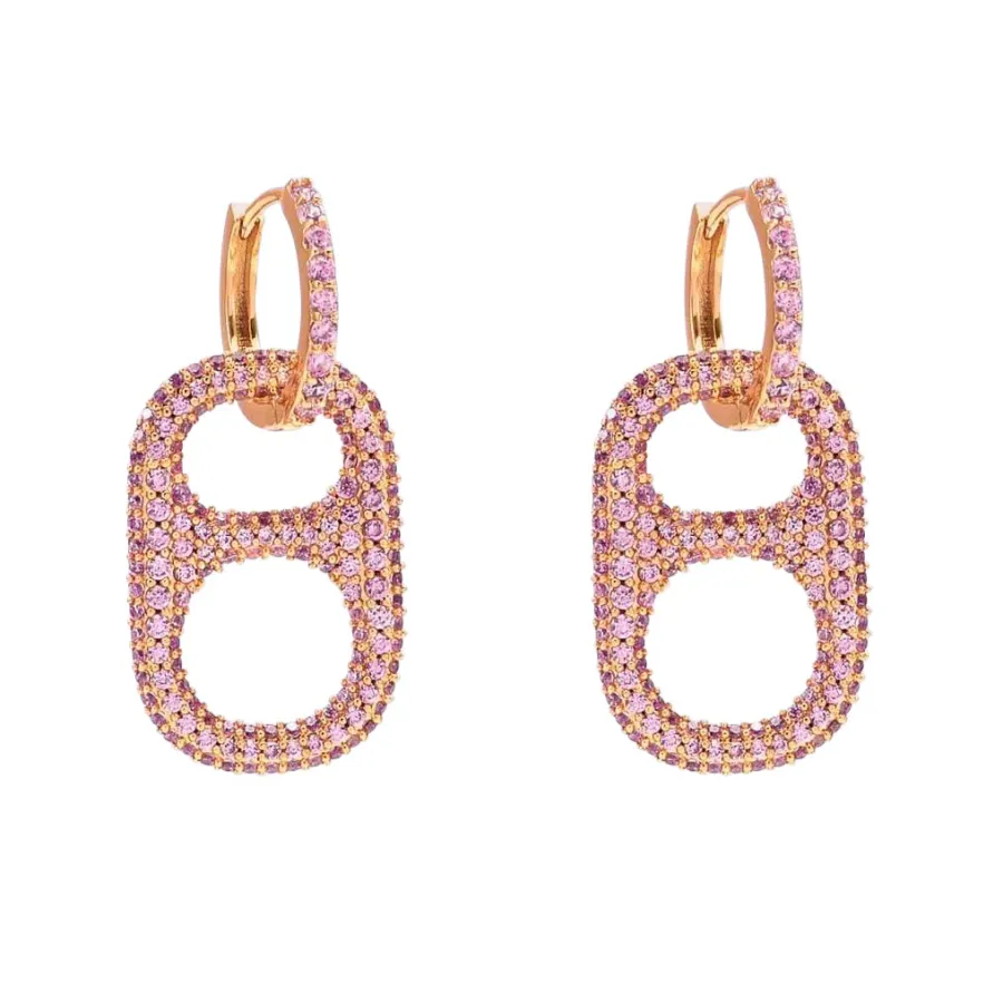 Emma Stone s Poor Things Character Puckered Up With Pat McGrath s MatteTrance Lipstick 187