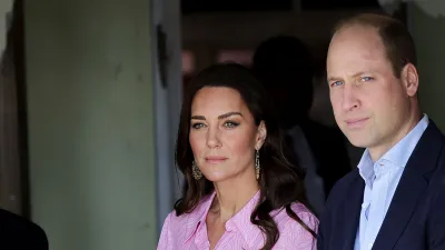 Feature Prince William and Kate Middleton 2418 Luxury Handbag Shopping