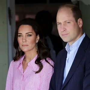 Feature Prince William and Kate Middleton 2418 Luxury Handbag Shopping