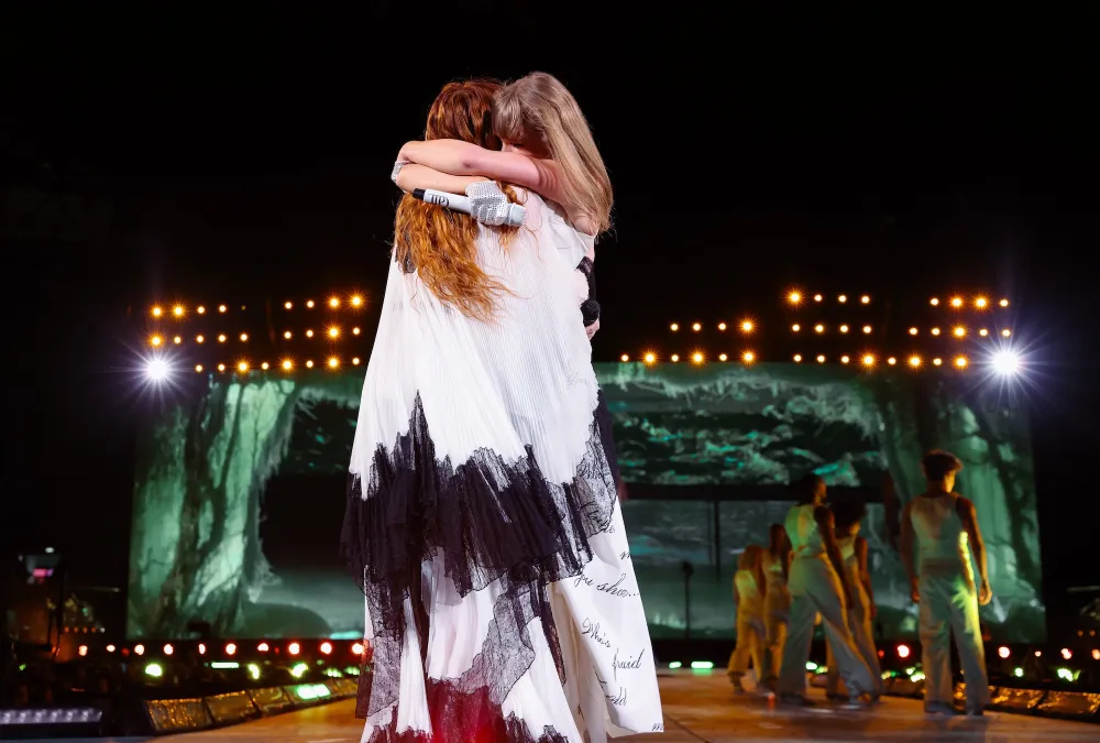 See Taylor Swift and Florence Welch&rsquo;s Friendship Timeline After 'Florida!!!'