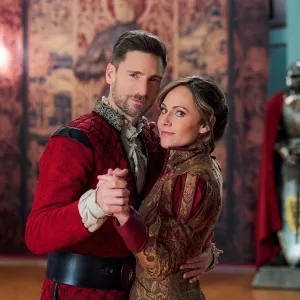 How Nikki DeLoach Ups Chemistry With Andrew Walker in New Curious Caterer Gets Out of Buddy Zone 289