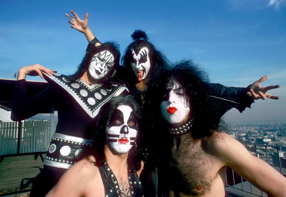 KISS Defends JoJo Siwa Outfit