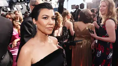 Kourtney Kardashian Lashes Out at Claims Kim Kardashian Purposely Shared Bikini Photo