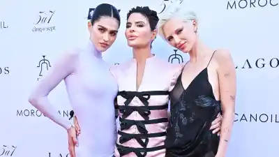 Lisa Rinna and Her Daughters at Daily Front Row Awards