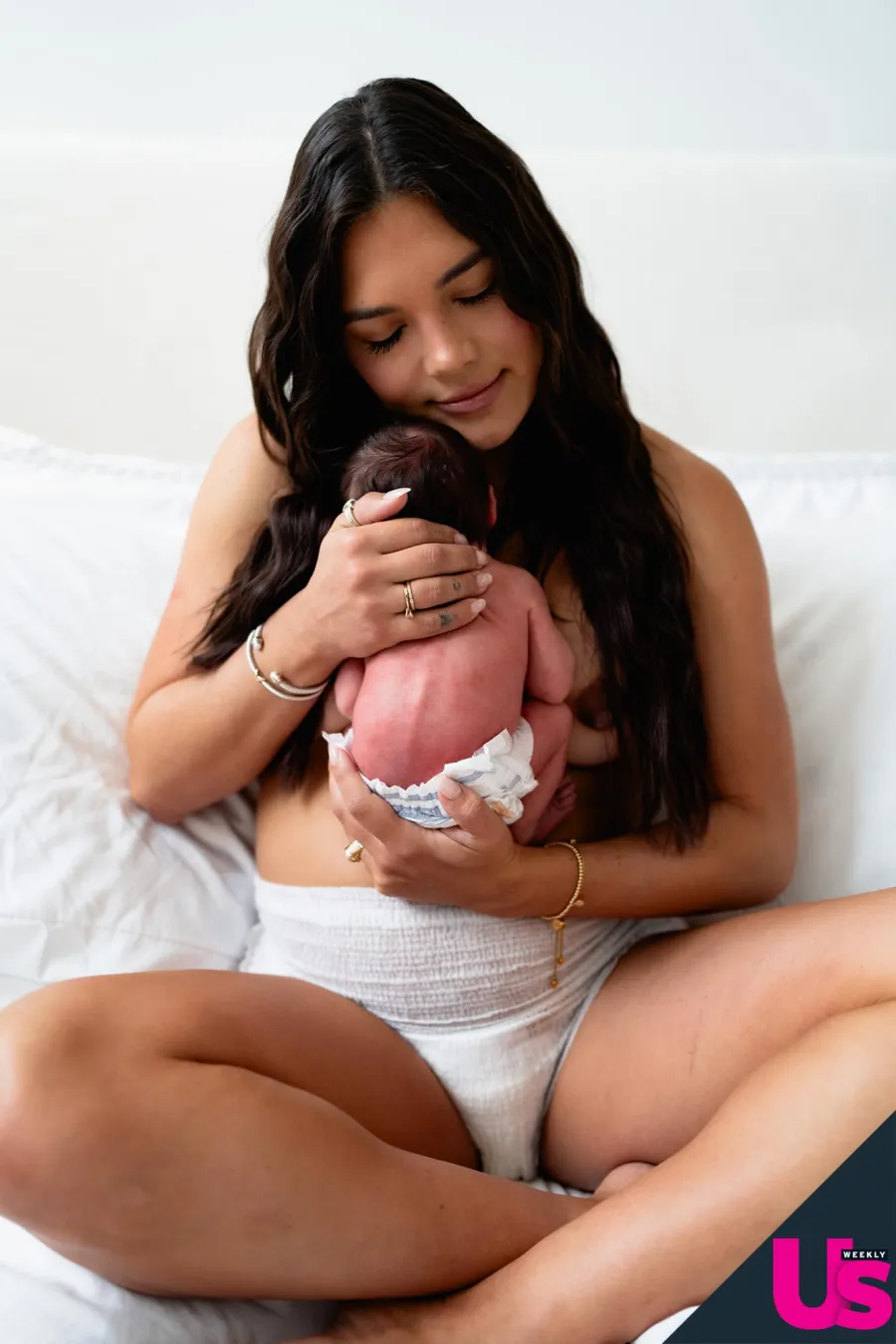 'Love Is Blind' Alum Giannina Gibelli Gives Birth, Welcomes 1st Baby With Blake Horstmann MS