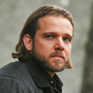 Max Thieriot Says Cara’s ‘Fire Country’ Death Causes ‘Ripple Effect,’ Teases Season 2 ‘Crazy Finish’