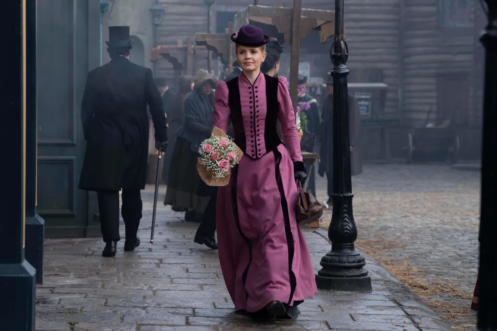 Miss Scarlet Adds Tom Durant Pritchard as the Duke s Replacement &mdash; And Fans Are Losing It 912 918