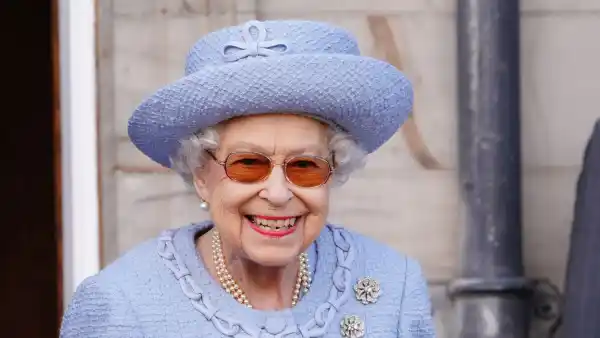 Queen Elizabeth II s Former Aid Says Late Monarch Loved When Things Went Wrong
