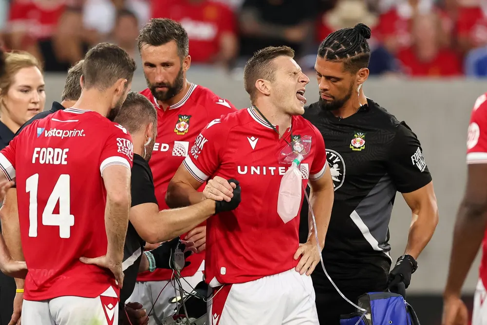 Ryan Reynolds Offers Lungs to Player Paul Mullin After 'Welcome to Wrexham' Season 3 Premiere Injury