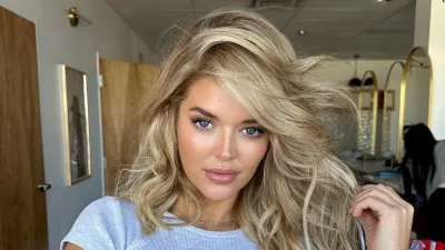 The Bachelor Alum Salley Carson Reportedly Joins Southern Charm