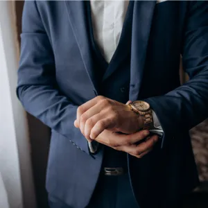 The Best Long-Lasting Colognes for Men