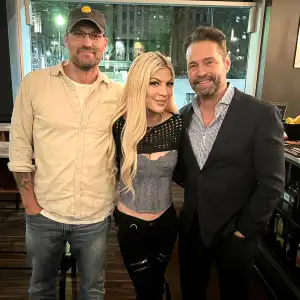 Tori Spelling Poses With Brian Austin Green and Jason Priestley: 'It's a Donna Sandwich'