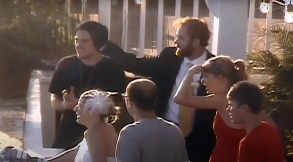 Travis Kelce Reacts to Taylor Swift Getting Punkd By Justin Bieber 3