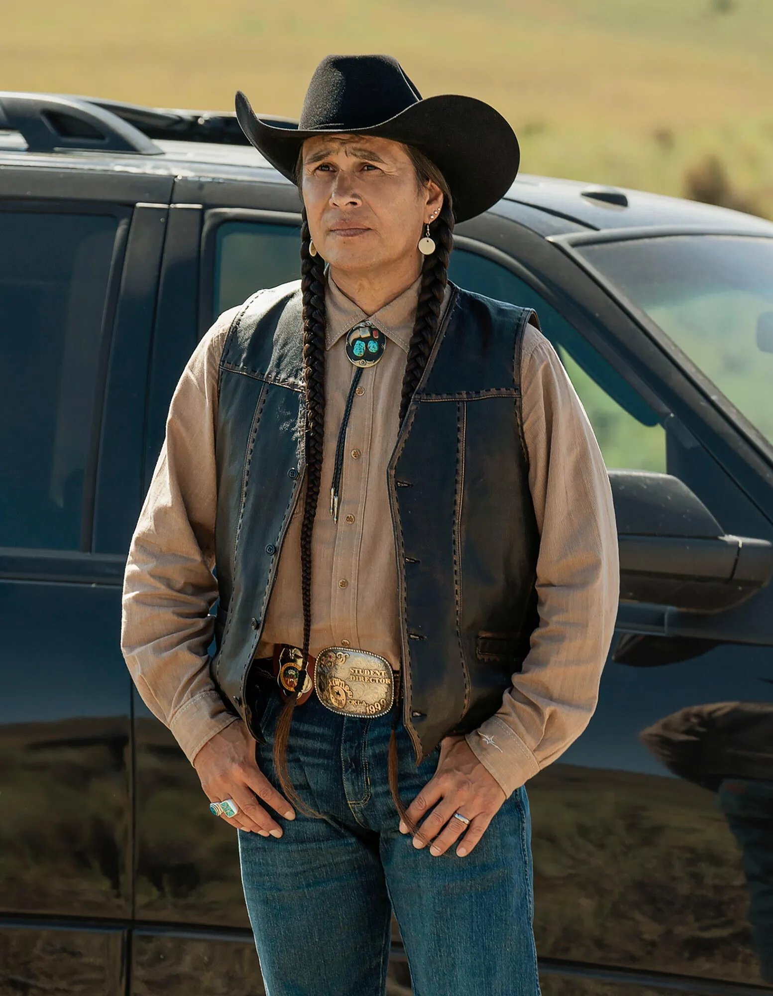 Yellowstone Star Mo Brings Plenty Asks For Assistance in Finding Fugitive Nephew 025