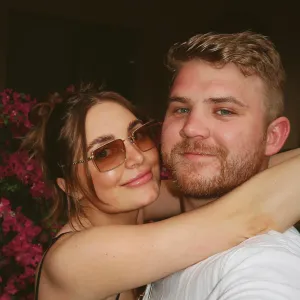 YouTuber Aspyn Ovard Files for Divorce From Parker Ferris Same Day She Announces Baby No 3 s Birth 053