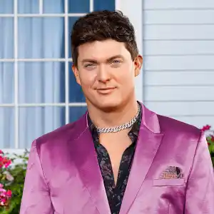 Zack Wickham Confirms His Hair Is Not a Wig