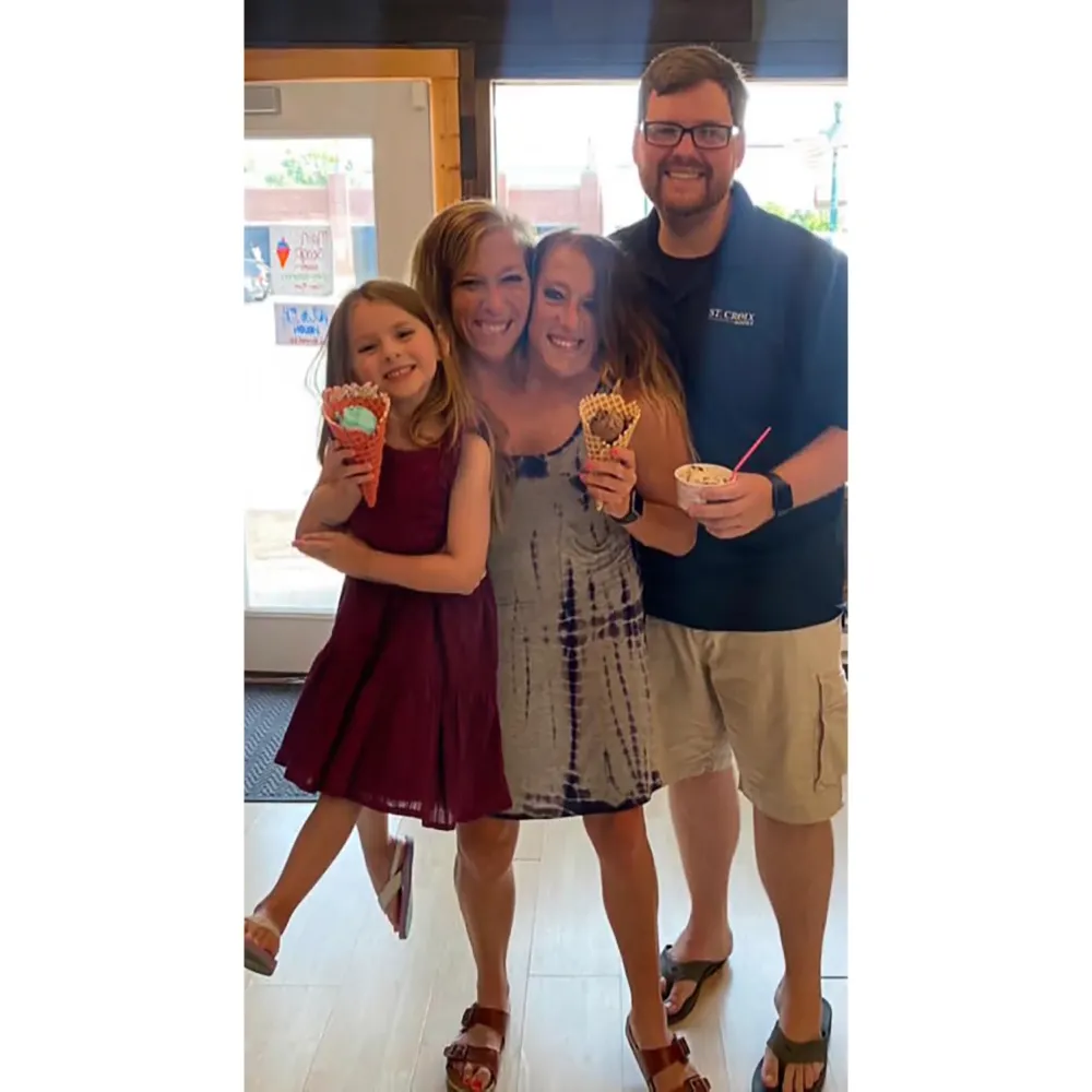 Brittany Hensel Was Not a Witness in Conjoined Twin Sister Abby&rsquo;s Wedding to Josh Bowling