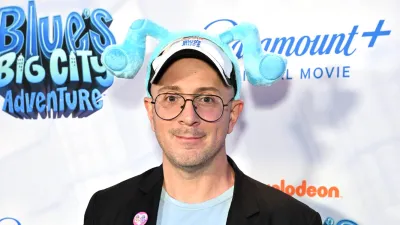 Blues Clues Star Steve Burns Reacts to Quiet on Set Docuseries