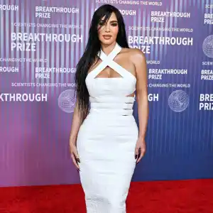 Kim Kardashian Rocks All White Look at Breakthrough Prize Ceremony