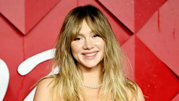 Suki Waterhouse Says Trust Good Looking Boys at Coachella After Welcoming Baby With Robert Pattinson