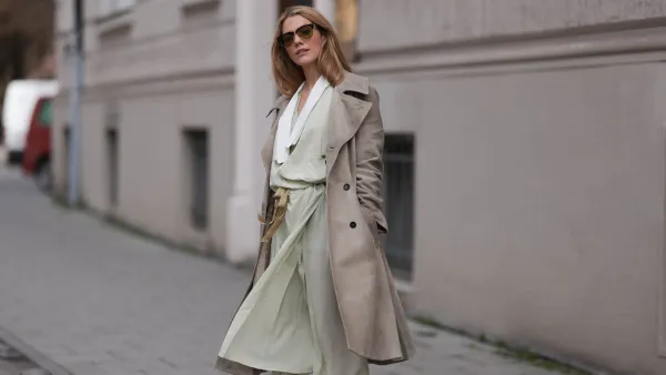 flattering spring office outfits