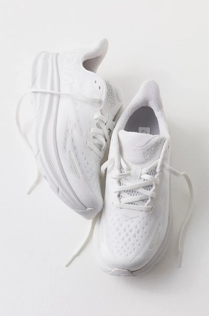 hoka-clifton-9-sneakers
