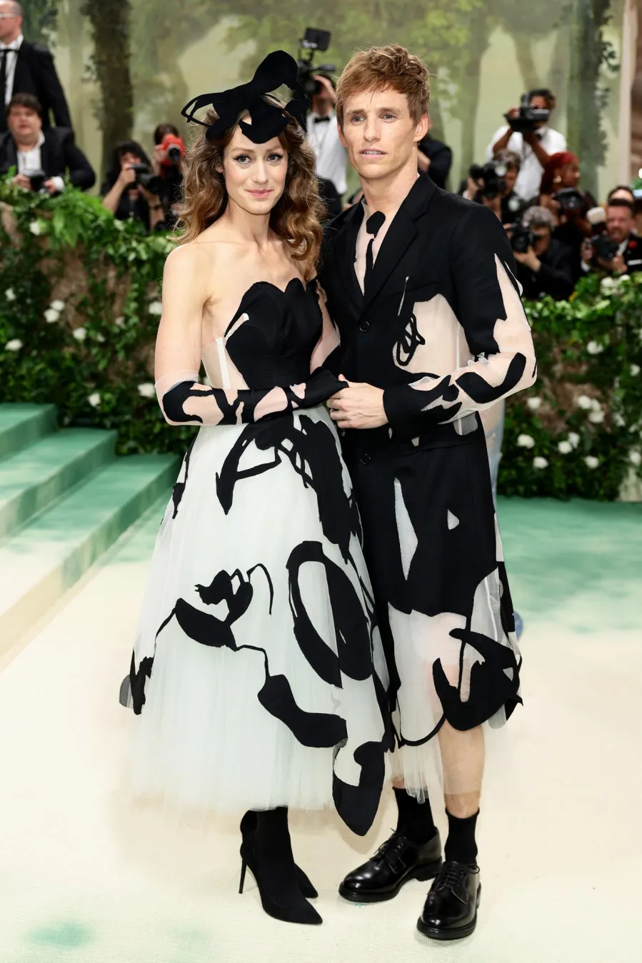 Hannah Bagshawe Eddie Redmayne The Hottest Couples on the 2024 Met Gala Red Carpet