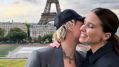 Sophia Bush and Girlfriend Ashlyn Harris Cuddle in Paris
