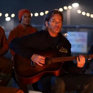 Billy Burke Shares Dream Fire Country Story Lines Including Vince Going Through a Midlife Crisis