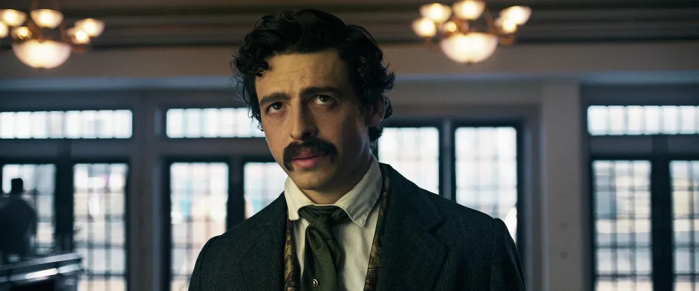 Anthony Boyle Talks John Wilkes Booth Not Giving A Fk and Those Masters of the Air Fan Edits