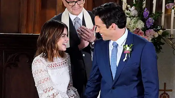 Bailee Madison Explains Why 'PLL: Summer School' Walked Back Aria and Ezra Story