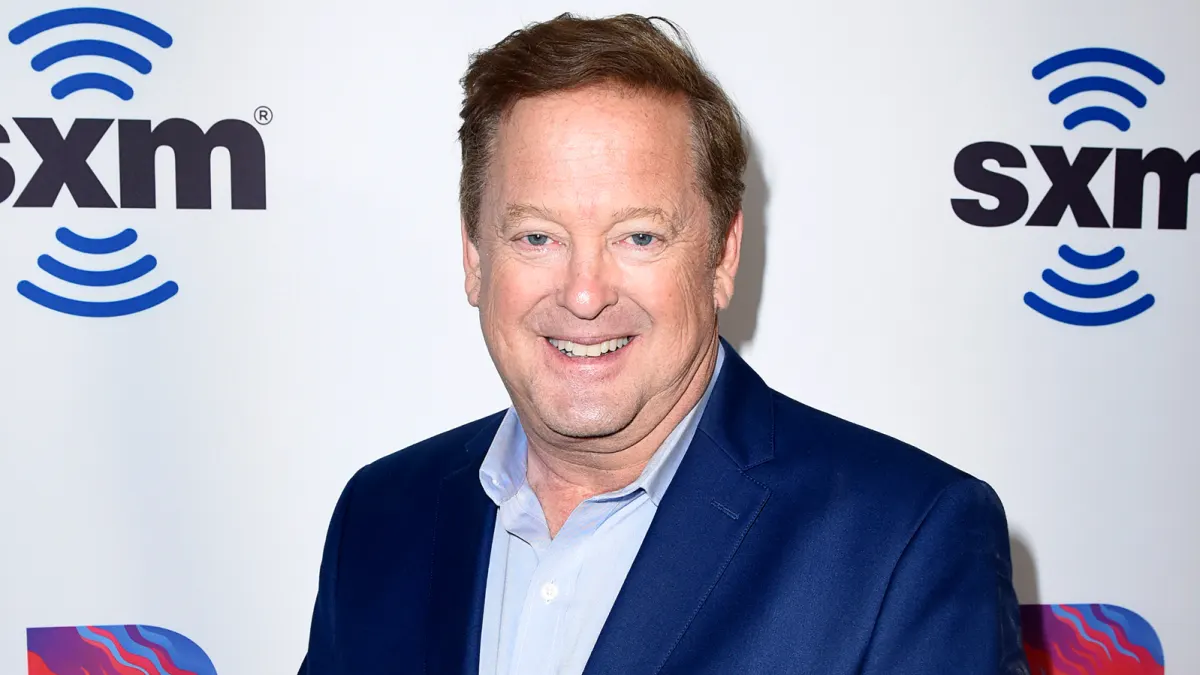 Beloved Entertainment Journalist Sam Rubin Dead at 64