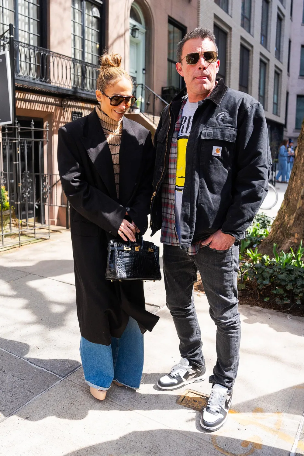 Ben Affleck and Jennifer Lopez Are Having Issues But Aren t Splitting Source 215