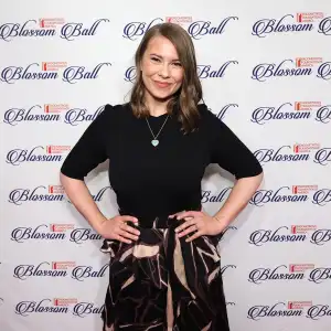 Bindi Irwin Jokes Daughter Grace 3 Already Runs Australia Zoo and Has No Fear With Animals 833
