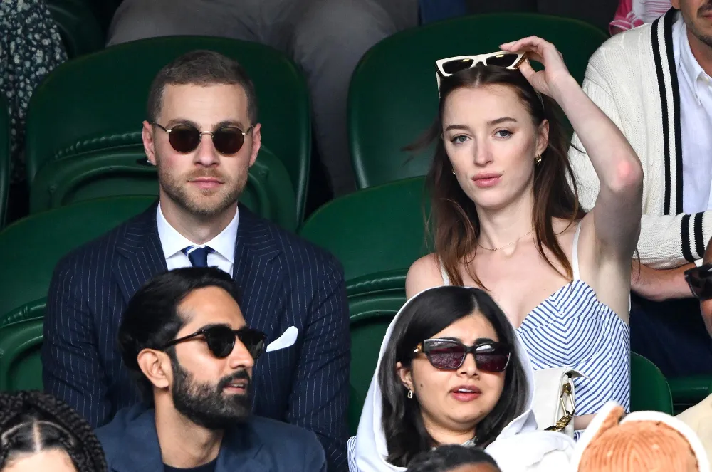 Bridgertons Phoebe Dynevor Is Engaged to Cameron Fuller After Debuting New Ring at Met Gala Report