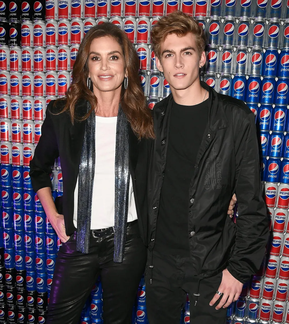 Cindy Crawford&rsquo;s Family Guide: Meet Her Husband Rande, Son Presley and Daughter Kaia