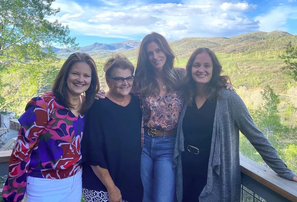 Cindy Crawford&rsquo;s Family Guide: Meet Her Husband Rande, Son Presley and Daughter Kaia